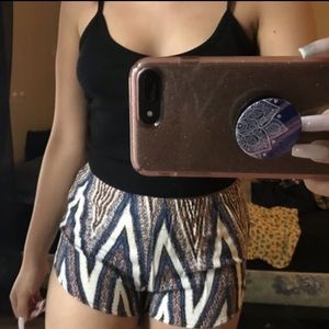 2 patterned shorts